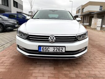 VW Passat 2.0 TDI, DSG, 140 kW, r. 2019, Highline, kůže, DPH - 4