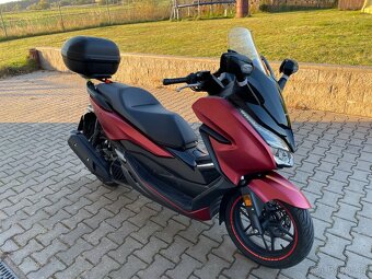 Honda Forza 125 07/2019 první majitel - 4