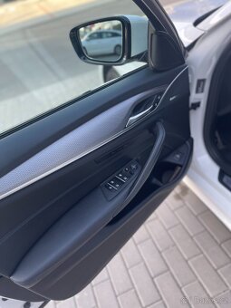BMW G30/31 LCI - 4