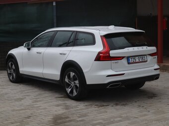Volvo V60 Cross Country 2.0d Po rozvodech AWD, DPH - 4
