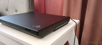 Krásný a těžko sehnatelný IBM R32, bez HDD, RAM 1GB - 4