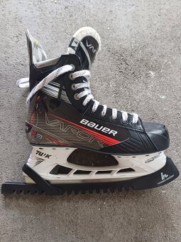 Prodam brusle Bauer Vapor X3 - 4