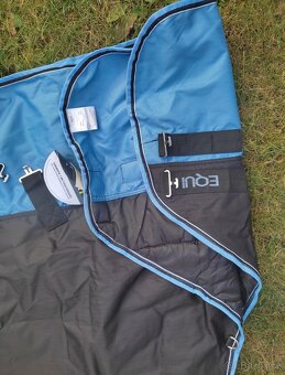 Výběhová deka Equitheme Tyrex 150g - 4