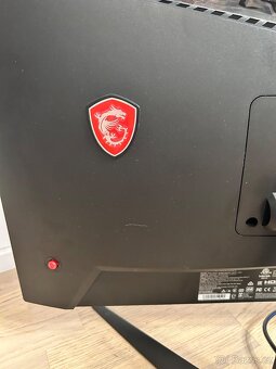 Herní monitor MSI Optix MAG273 - 4