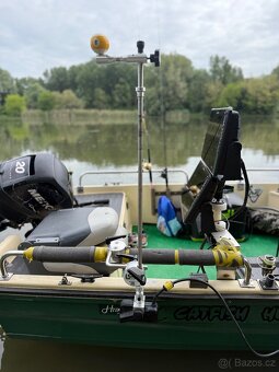 Držák echolotu - sondy, sonar, člun, loď, LiveSonar Holder - 4