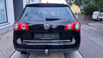 Vůz na náhradní díly VW Passat B6 kombi 2007 BMR JMA LC9X - 4