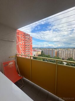 Pronájem bytu 2+kk s 2 balkony – 50 m², 11. patro - 4