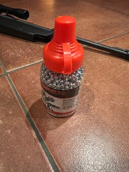 Vzduchovka Crosman Pumpmaster 760 - 4