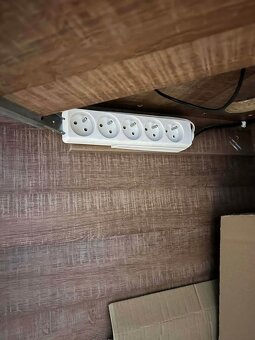 Kancelářský stůl rohový - 4