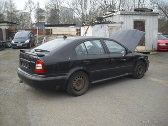Skoda Octavia RS1 - 4