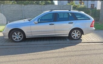 Mercedes 180 C kompresor RV2007 najezd 218 xxx - 4