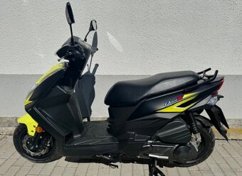 SYM Orbit III Euro 5 BLACK/YELLOW-PŘI RYCHLEM JEDNÁNÍ SLEVA - 4