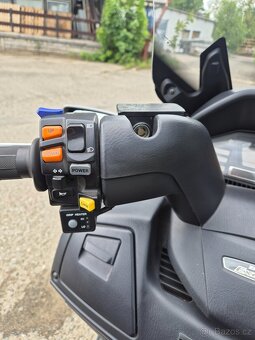Suzuki burgman 650 executive - 4