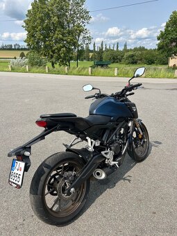 Honda CB125R - 4