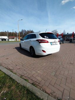 I30 1.6 CRDI - 4