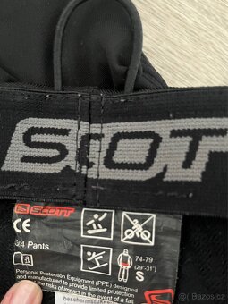 Ochranné kalhoty na snowboard, zn. Scott, vel. S/M - 4