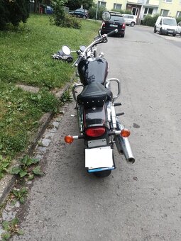 Suzuki VZ 800 Marauder - 4