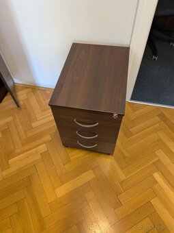 Kancelářske stoly a Boxy - kontejnery - 4