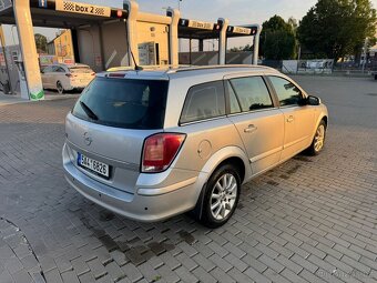 Opel Astra Caravan 1.6 Twinport 77KW - plně pojízdné - 4