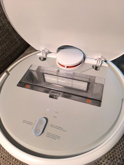 Robotický vysavač Xiaomi Mi Robot Vacuum - 4