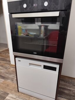 Pronájem bytu 1+2 s balkonem v Kadani  54 m - 4