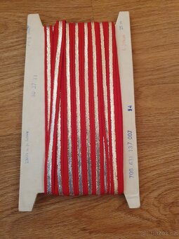 Ozdobné vyšívací stuhy - 4