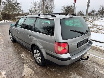 Volkswagen Passat 1.9TDI 96Kw Comfort - 4