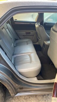 Chrysler 300c crd - 4