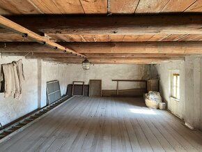 Prodej malé zemědělské usedlosti 100 m² s pozemkem 617 m² - 4