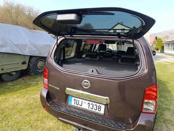 Nissan pathfinder 3.0 4X4 170kw - 4