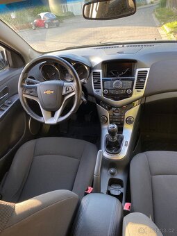 Chevrolet Cruze 1.8 benzin - 4