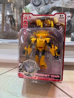 2 x TRANSFORMERS N.O.V.É. - 4