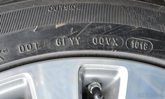Pneu Michelin 275x40x19 101Y - 4