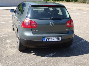 VW Golf 1.6i r.v.2007 (75 kw) klima Koupeno v ČR - 4