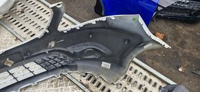 Predni naraznik mercedes benz vito W447 - 4