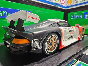 Porsche 911 GT1 #17 8th FIA GT Championship Nürburgring 1997 - 4