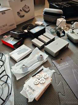 DJI Mini 2 Fly More Combo + veškeré příslušenství - 4