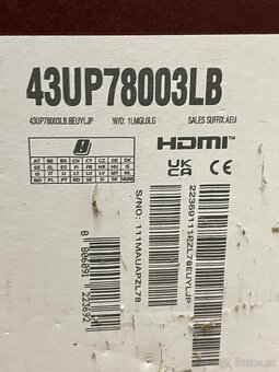 TV LG 43UP78003LB + dálkový ovladač - rozbitá LCD obrazovka - 4