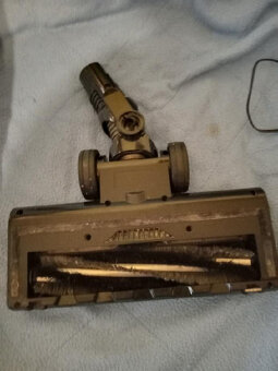 Tyčový aku vysavač Tesla 2v1 - 4