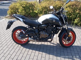 yamaha MT07 - 4
