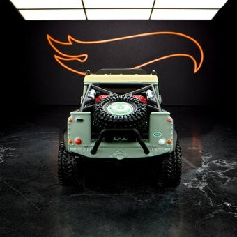 Hot wheels elite 64 land rover defender - 4