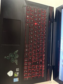Prodám starší herní notebook Lenovo IdeaPad Y50-70 - 4