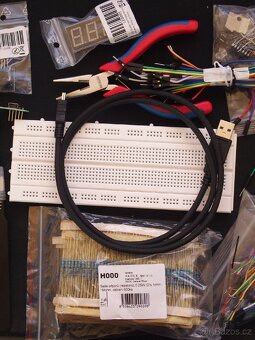 Raspberry Pi Pico + ESP32 + Příslušenství - 4