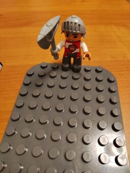 Lego duplo - černý drak a rytíř - 4
