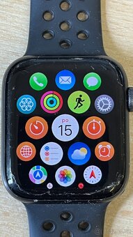 Apple Watch 5 Nike Edition 44mm - 4