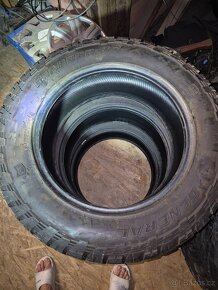 275/60 R20 - 4