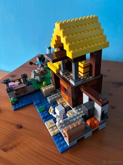 Lego Minecraft 21144, Farmářská usedlost - 4