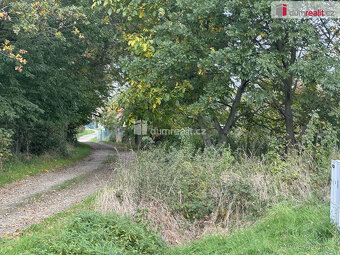 D1 exit 15 výhradní prodej většího stavebního pozemku 1.630  - 4