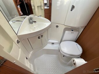 Karavan Knaus Royale 580 - 4