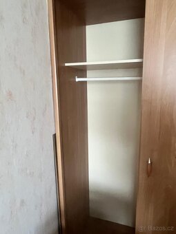 Šatní skříň - 4